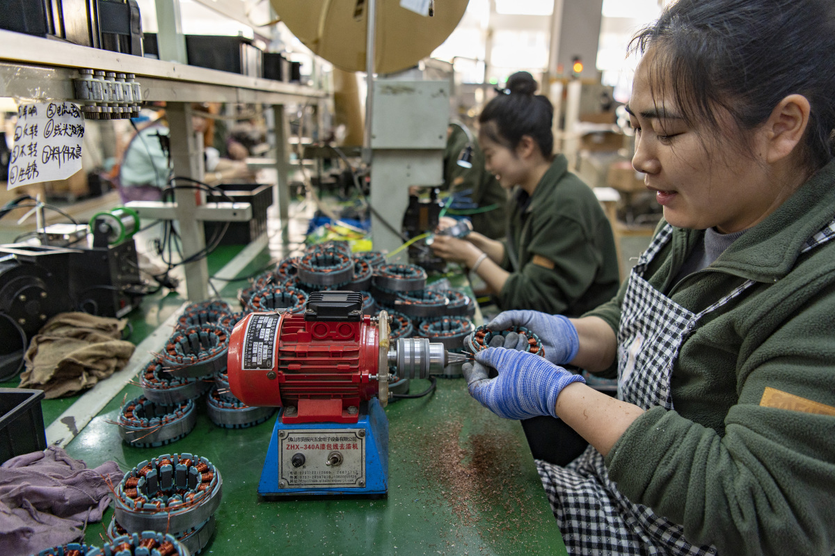 電氣機械與器材制造業 全球經濟與智能未來的基石